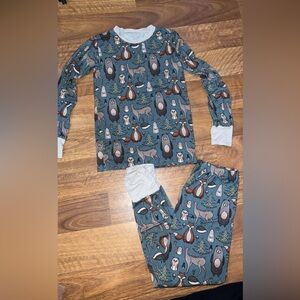 Kids bamboo pajama set, animals in wilderness, long sleeved, dark teal, size 7/8
